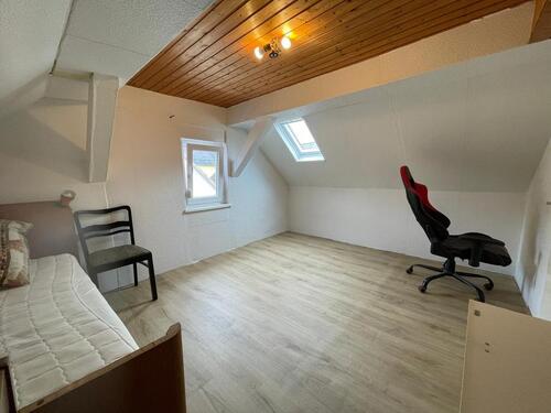 Foto - Charmentes Zimmer mir moderne Küche und Bad