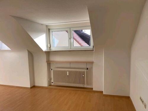Foto - 1.5 Zimmer Dachgeschoßwohnung zur Miete in Stuttgart