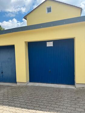 Foto - Garage zu vermieten Garagen Stellplatz Unterstellung Hof