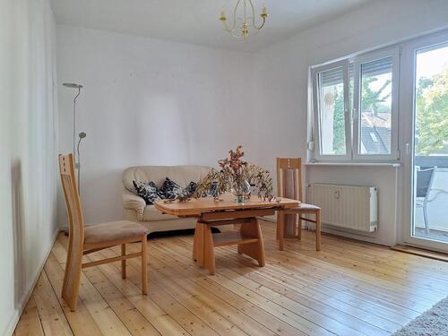 Foto - KOMPLETT 2-Zi-Altbau Whg mit Balkon fully furnished and equippe