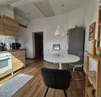 2,5 Zimmer DG Wohnung mit Gartenzugang - Duisburg Rheinhausen