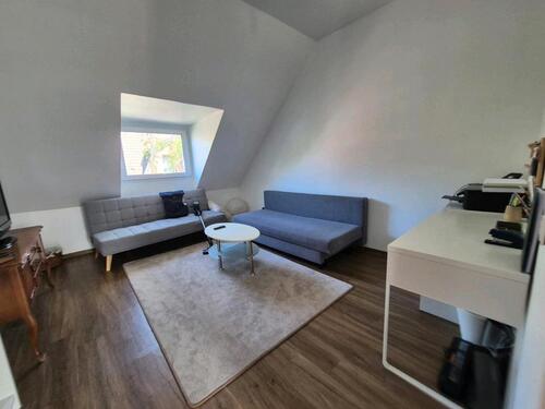 Foto - 2.5 Zimmer Dachgeschoßwohnung zur Miete in Duisburg