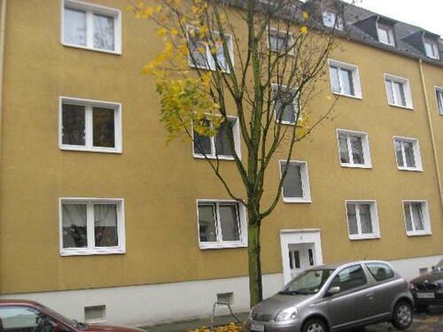 Foto - 2-Zimmer-Wohnung mit Balkon ! - 596,00 EUR Kaltmiete,
