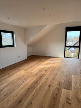 Foto - 2 Zimmer Dachgeschoßwohnung zur Miete in Offenbach am Main