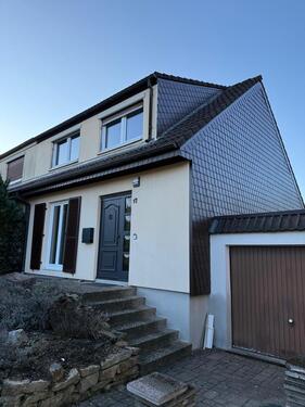 Foto - Einfamilienhaus zu vermieten - 950,00&nbsp;EUR Kaltmiete, ca.&nbsp; 87,00&nbsp;m&sup2;