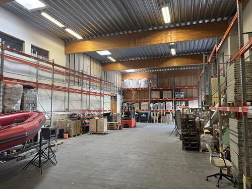 Foto - Großzügige Lagerfläche in Emmendingen – Halle mit separatem Lager & Büro