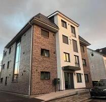 Traumhafte 3,5-Zimmer-Dachgeschosswohnung mit Dachterrasse - Kiel Friedrichsort