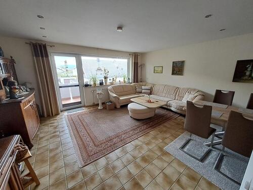 Foto - Helle 4-ZKB-Wohnung mit großem Westbalkon, Garage & Stellplatz