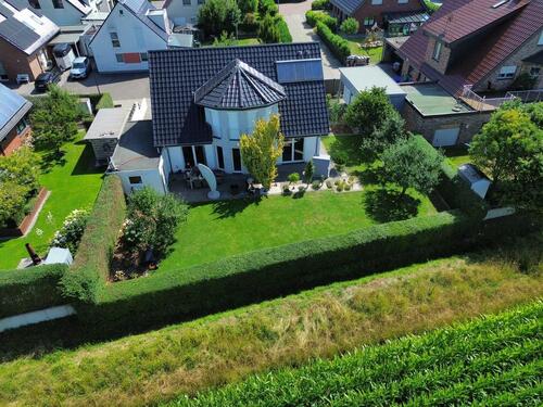 Foto - Einfamilienhaus 155 qm - 629.000,00 EUR Kaufpreis,