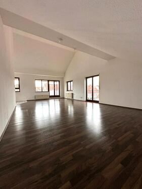 Foto - 4 Zimmer Penthouse Wohnung Provisionsfrei in LU Ruchheim