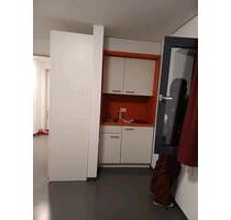 WG Zimmer für Studenten - 300,00 EUR Kaltmiete, ca.  20,00 m² in Darmstadt (PLZ: 64283)