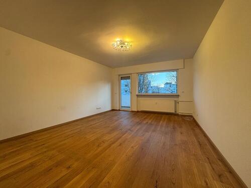 Foto - Leerstehende 2-Zi-Wohnung mit Stellplatz