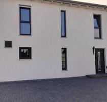 Kw 55 Haus in Löhne-Obernbeck - 1.500,00&nbsp;EUR Kaltmiete, ca.&nbsp; 127,00&nbsp;m&sup2; in Löhne (PLZ: 32584)