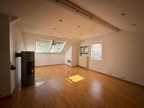Foto - 3-ZKB Dachgeschosswohnung in Rivenich (75 m²) – ab 01.08.2026