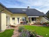 Foto - Haus in Frenkhausen - 1.600,00&nbsp;EUR Kaltmiete, ca.&nbsp; 215,00&nbsp;m&sup2;