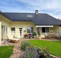 Haus in Frenkhausen - 1.600,00&nbsp;EUR Kaltmiete, ca.&nbsp; 215,00&nbsp;m&sup2; in Olpe (PLZ: 57462)