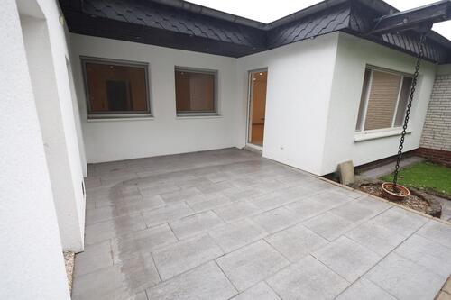 Foto - Modernes und ebenerdiges Reihenhaus incl. EBK und ggf. Garage