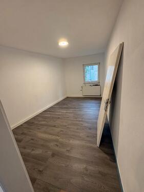 Foto - 5 Zimmer Etagenwohnung zur Miete in Gau-Odernheim