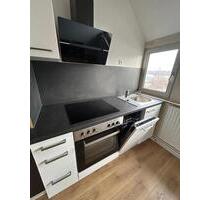 Renovierte 3 Zimmer Wohnung in Brake - Bielefeld Heepen