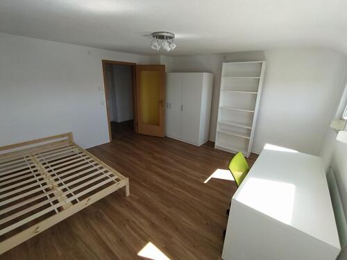 Foto - 3 Zimmer Dachgeschoßwohnung zur Miete in Villingen-Schwenningen