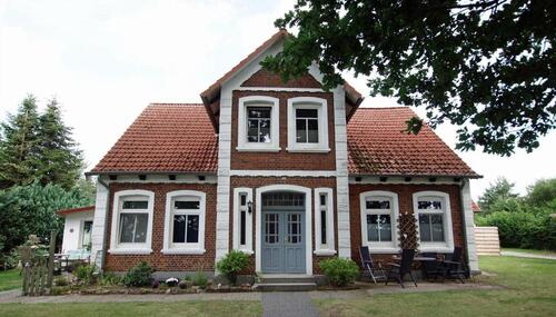 Foto - Helle 3-Zimmer-Altbauwohnung in ruhiger Lage (Welle, LK Harburg)