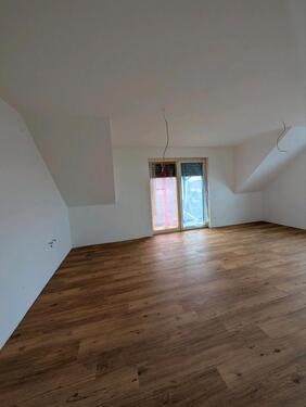 Foto - Schön geschnittene klimatisierte Neubau Dachgeschoss Wohnung