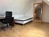 Foto - Dachgeschoss WG Zimmer in Triesdorf