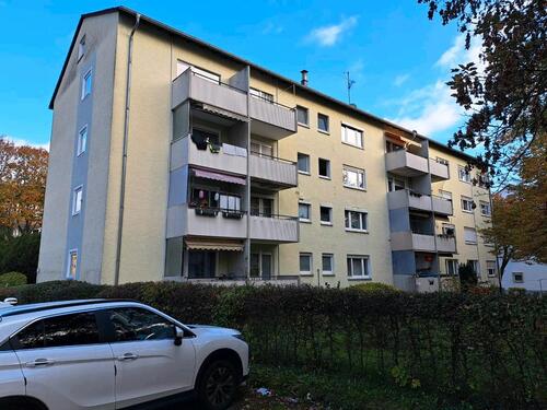 Foto - Wohnung in Wiesbaden- Biebrich zu verkaufen. Karawankenstraße 10.