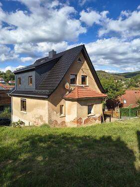 Foto - In Sanierung befindliches Einfamilienhaus