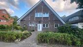 Foto - Modernisiertes Einfamilienhaus mit Garten und Schwimmteich