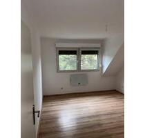 52 qm Dachgeschosswohnung Bottrop Stadtmitte ruhige Lage 52 qm Dachgeschosswohnung Bottrop Stadtmitte ruhige Lage