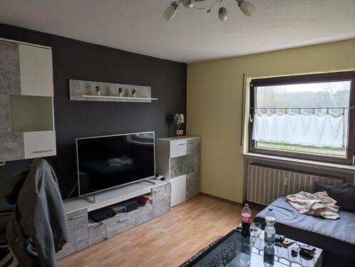 Foto - Lichtdurchflutete Souterrain-Wohnung, 2ZKB, 65qm