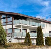 luxuriöse 5 Zimmer-EG-Wohnung - 1.900,00&nbsp;EUR Kaltmiete, ca.&nbsp; 168,00&nbsp;m&sup2; in Neckartenzlingen (PLZ: 72654)