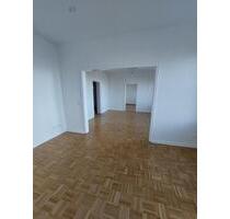 Flensburg - Turnerberg 4-Zimmer-Wohnung-Altbau - modernisiert - Erstbezug