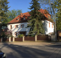 Moderne 2,5-Raum-Wohnung mit offenem Koch-Wohnbereich, Mietergarten, Stellplatz - Meerane