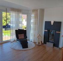 Gepflegte helle 4-Zimmer-Wohnung mit Balkon in Bad LaerRemsede