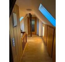 Dachgeschosswohnung auf zwei Etagen, 4 Zimmer, Kü, Bad - Schönborn