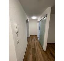 Ruhige 3 ZKB in Mehring: 90m² mit Balkon, Stellplatz & Gäste-WC