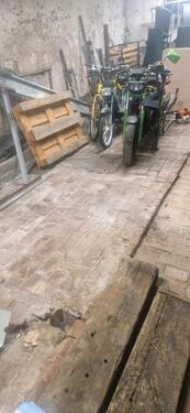 Foto - Motorrad Stellplatz, Stellplatz, Winterstellplatz