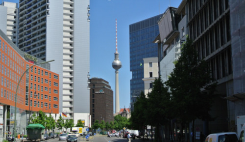 Foto - Provisionsfreie 4-Zimmer-Wohnung in Mitte