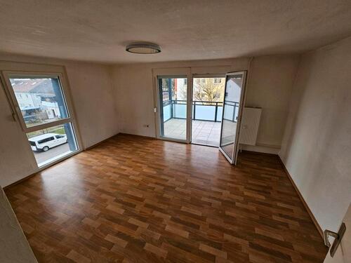 Foto - Freie 3-Zimmer Wohnung mit Stellplatz+Keller in Singen Südstadt