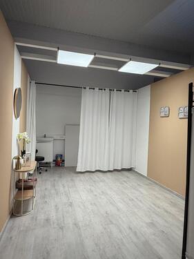 Foto - Gewerberaum zu vermieten - 400,00&nbsp;EUR Kaltmiete,