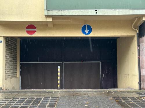 Foto - Tiefgaragen-Stellplatz Duplexparker unten zu vermieten
