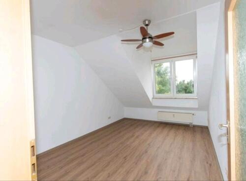 Foto - 1 Zimmer Dachgeschoßwohnung zur Miete in Bayreuth