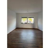 Vermietung: Kernsanierte 43m^2 Wohnung mit Abstellplatz, Garten - Saarlouis