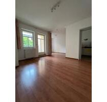 Gemütliche 1-Raum-Wohnung mit Balkon und Einbauküche im Herzen der Zittauer Innenstadt