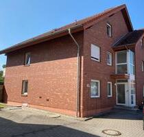 4 Zimmerwohnung im Dachgeschoß - 780,00&nbsp;EUR Kaltmiete, ca.&nbsp; 92,00&nbsp;m&sup2; in Lage (PLZ: 32791)