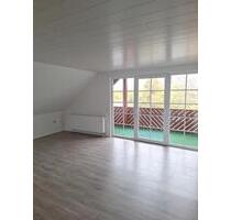 Dachgeschosswohnung mit Fernblick - Felsberg