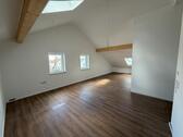 Foto - Neubau Exklusive Dachgeschosswohnung Loft-Charakter-3,5 Zimmer