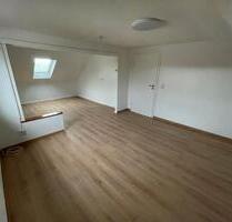 Dachgeschosswohnung mit Einbauküche und FBH in Gersweiler - Saarbrücken West